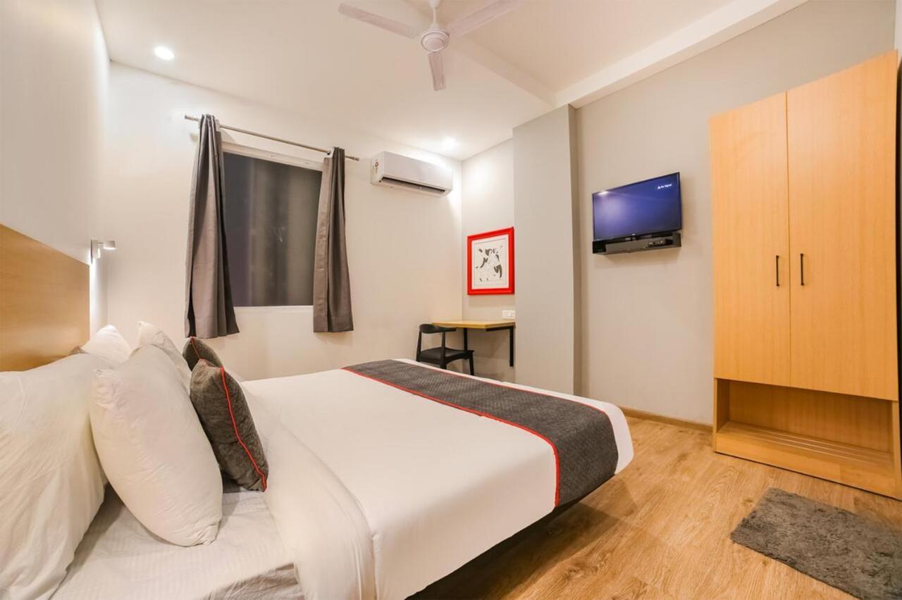 Hotel Admire Inn "Atta Market, Noida Sector 18" מראה חיצוני תמונה