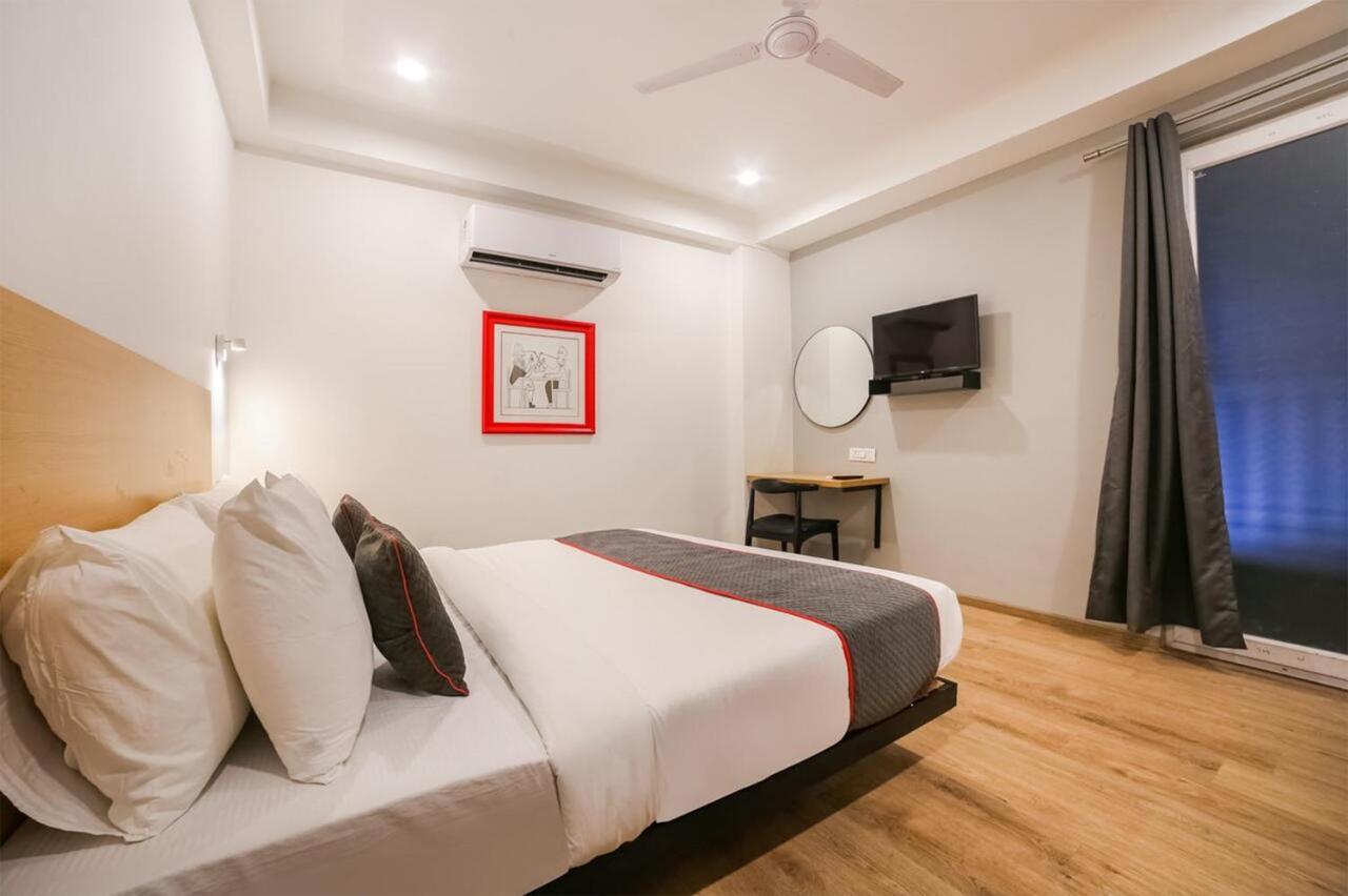 Hotel Admire Inn "Atta Market, Noida Sector 18" מראה חיצוני תמונה