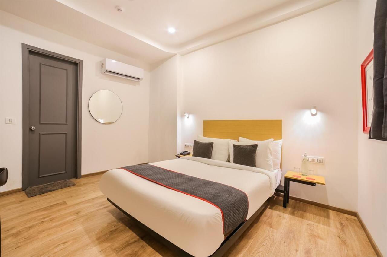 Hotel Admire Inn "Atta Market, Noida Sector 18" מראה חיצוני תמונה