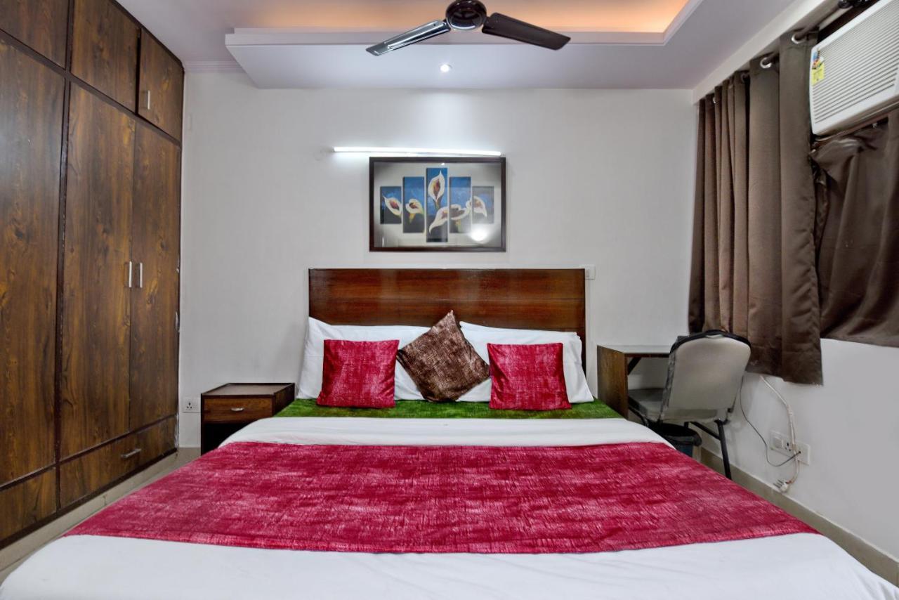 Hotel Admire Inn "Atta Market, Noida Sector 18" מראה חיצוני תמונה