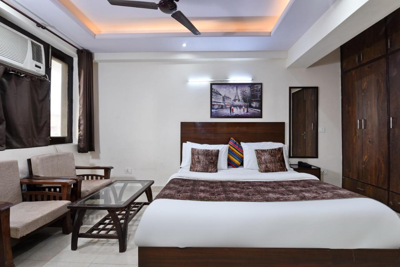 Hotel Admire Inn "Atta Market, Noida Sector 18" מראה חיצוני תמונה